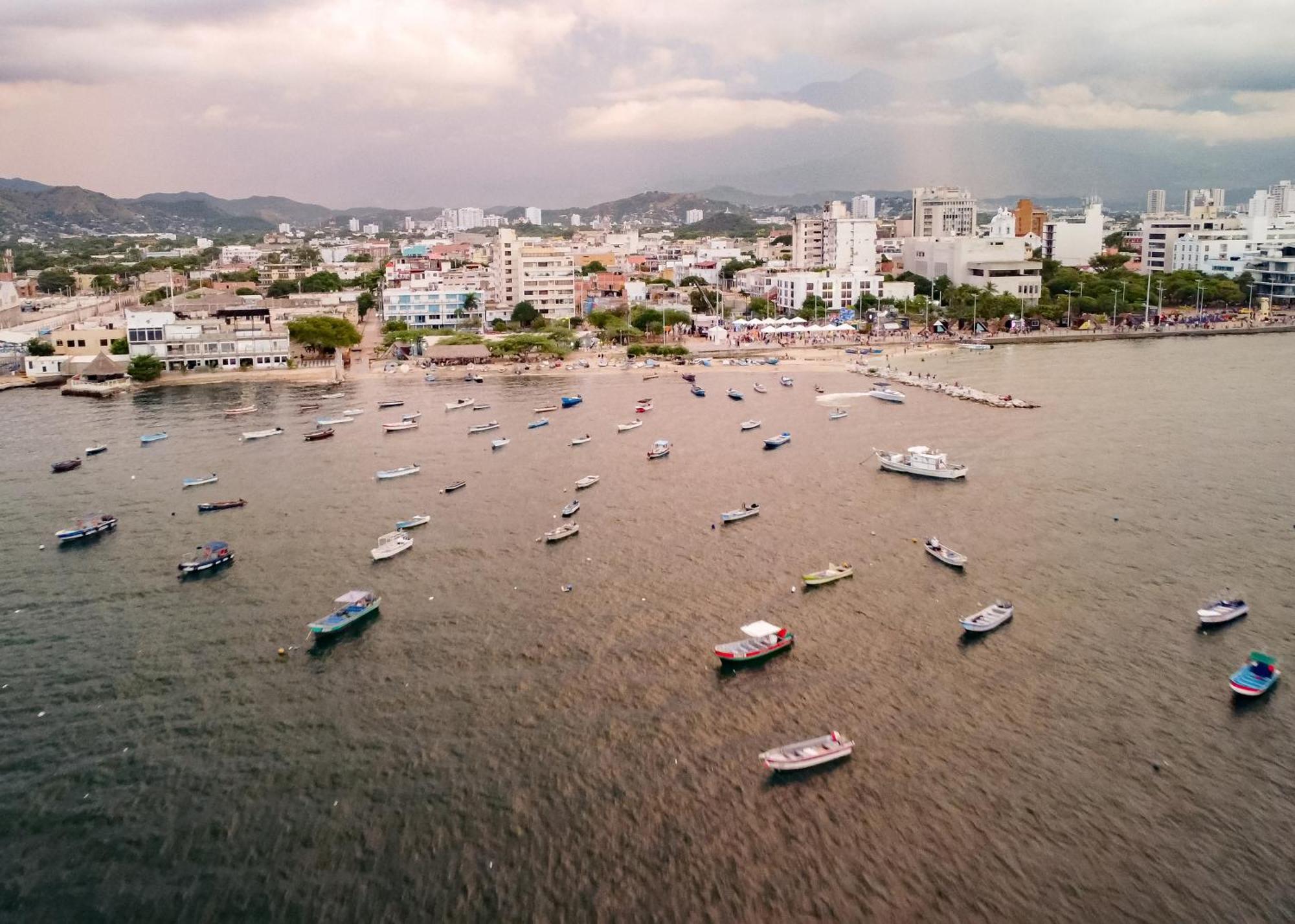 Отель Muchosur Santa Marta Экстерьер фото
